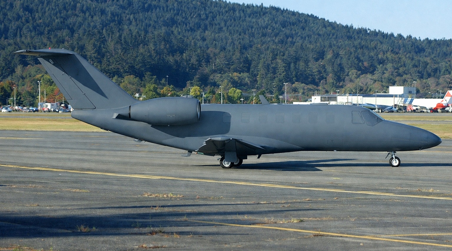 CESSNA CITATION 525B — view 1 of 3